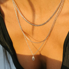 COLLIER SAINT