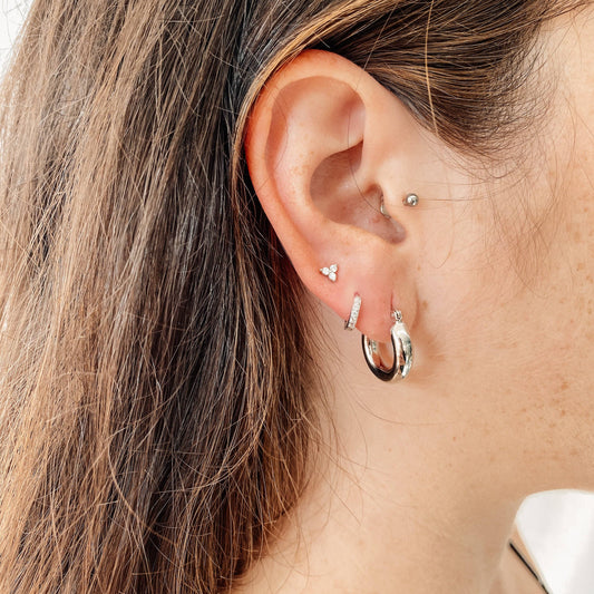 Clous d'oreilles à tige triangulaires en argent sterling Infa