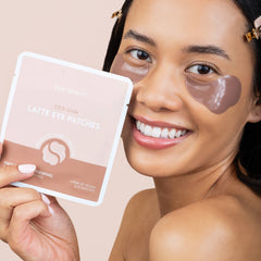 Patchs pour les yeux énergisants et raffermissants pour les yeux glacés au chaï latte