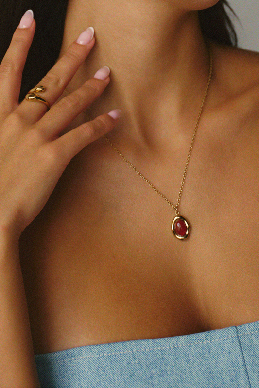 Collier Bordeaux or